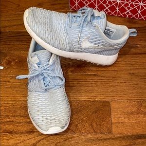 Nike Roshe Run Flyknit